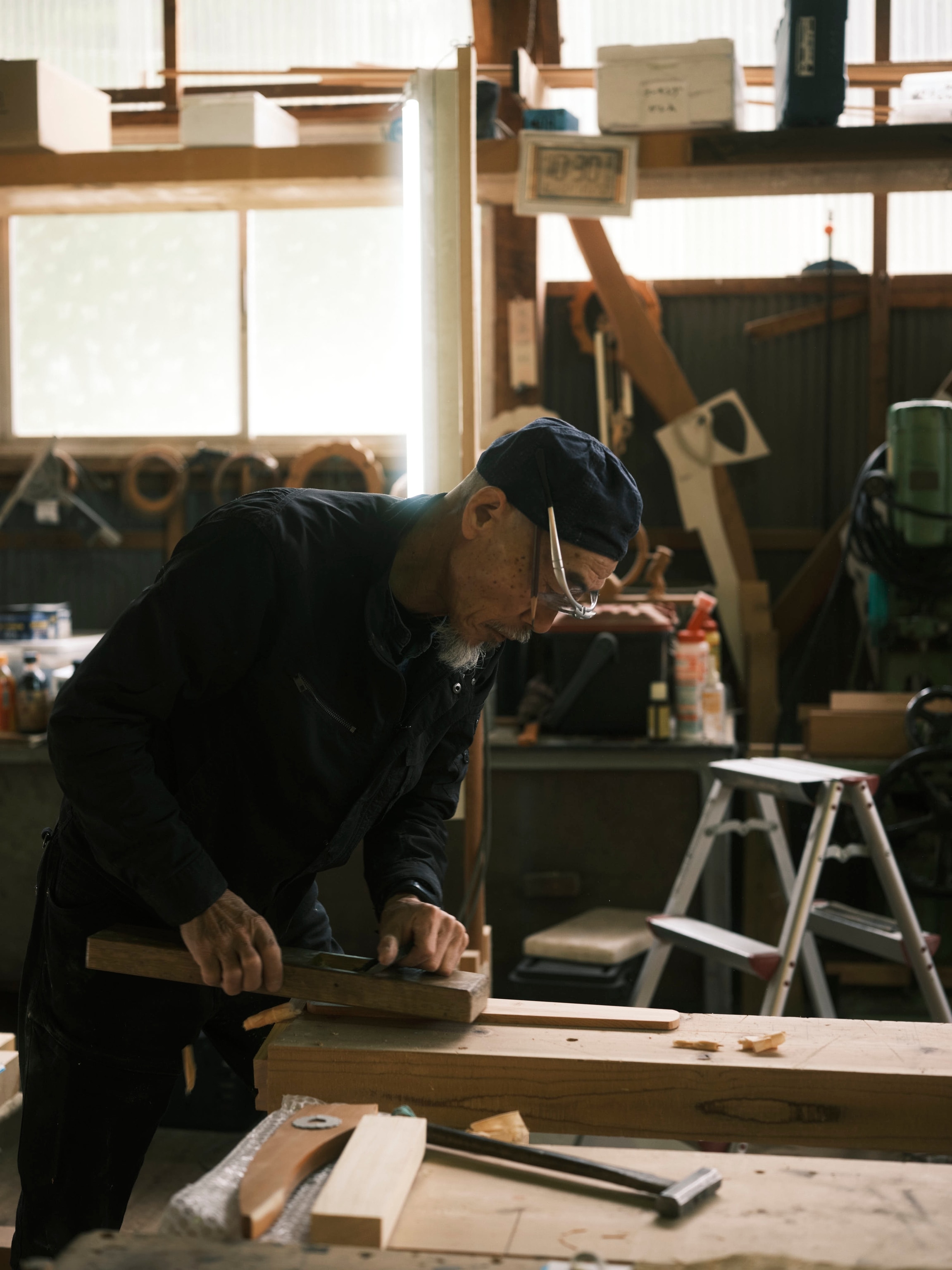 Master carpenter, Shoichiro Kono.